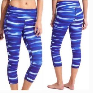 ATHLETA High Rise Chaturanga Legging Crop Capri Stripe Blue Stretch Athletic S